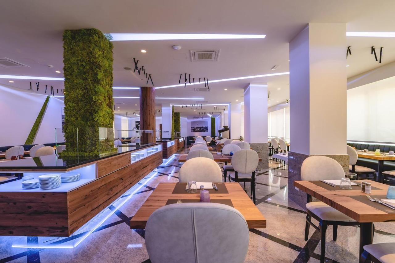 Hotel Colombo ลิโดดิเยโซโล ภายนอก รูปภาพ