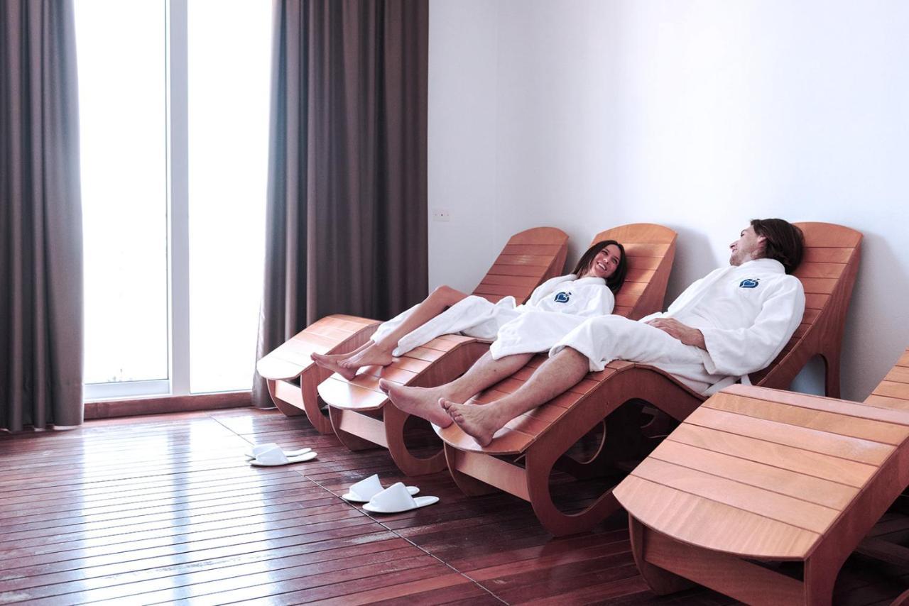 Hotel Colombo ลิโดดิเยโซโล ภายนอก รูปภาพ